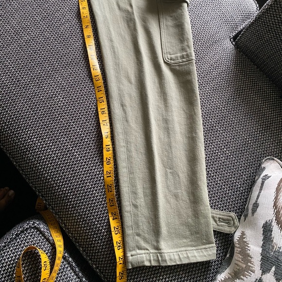 ARITZIA CARGO PANTS - Picture 7 of 11
